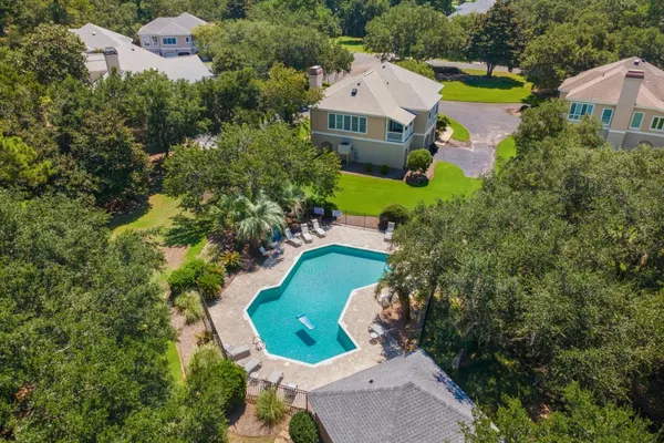 Photo 1 - Caddyshack