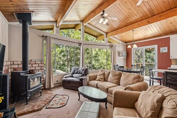 Photo 1 - Buttercup Cabin- 2-Level Home with Spacious Yard