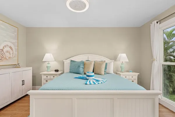 Photo 1 - Mandalay By The Bay 3BR, Screened Patio, Beach Access