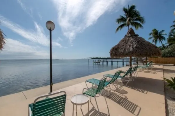 Photo 1 - 1 bedroom unit with a nice view of the Florida bay.