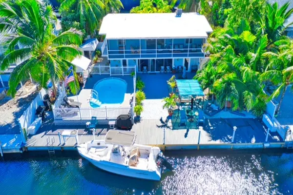 Photo 1 - ParroteyesLower