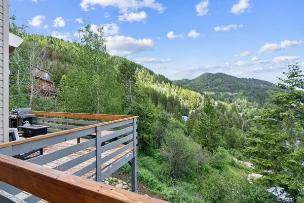 Photo 1 - Tranquil Mountain Retreat | Scenic Views & Hot Tub