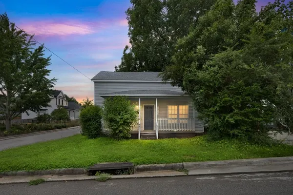 Photo 1 - Sleek 4BR Home in Raleigh – Fully Renovated