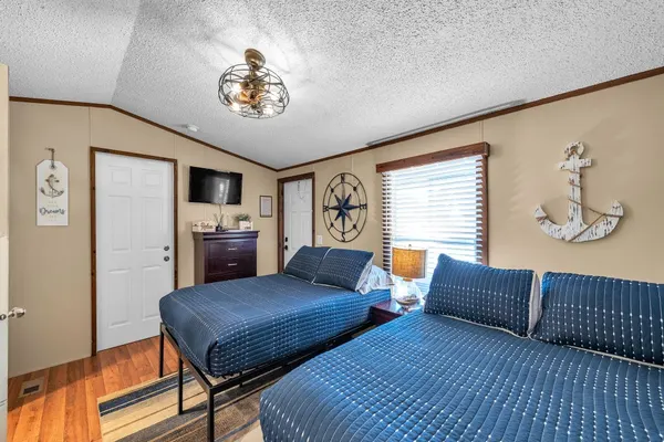 Photo 1 - Nautical Nest (Suite 2) - Lodges at Fossil Creek