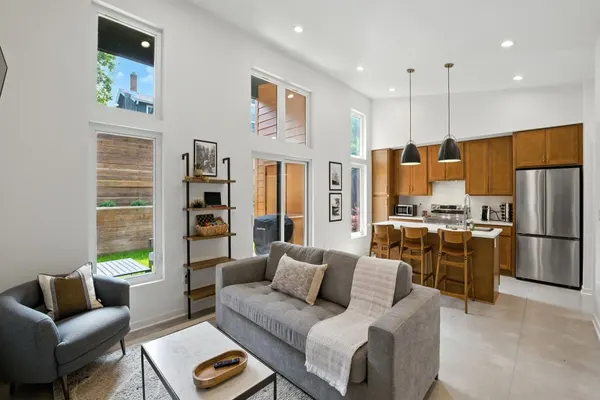 Photo 1 - 500 House - Unit C