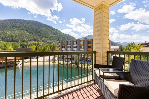 Photo 1 - 1483 Lakeside