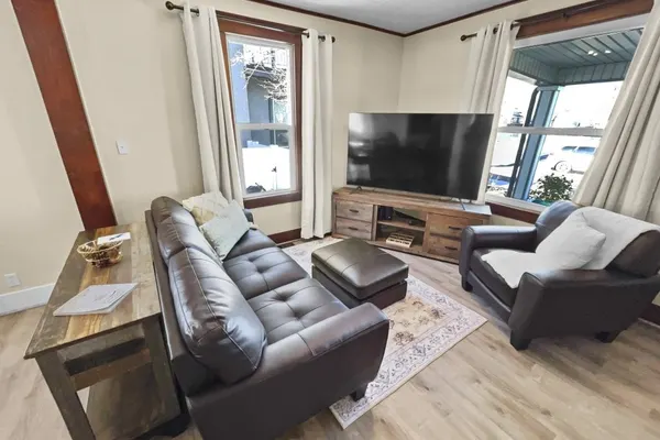 Photo 1 - Grand Lodge