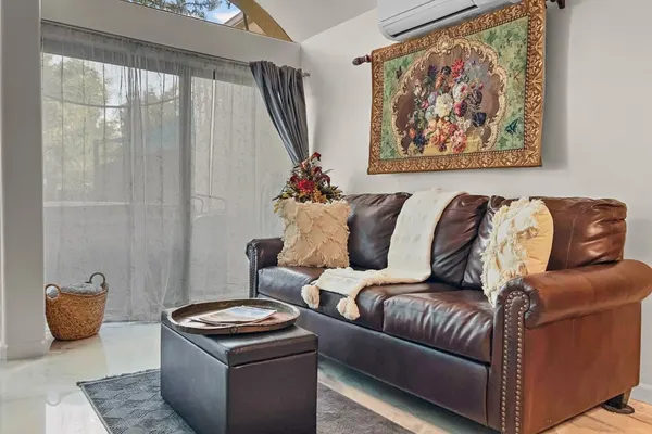 Photo 1 - Quiet Garden Sanctuary
