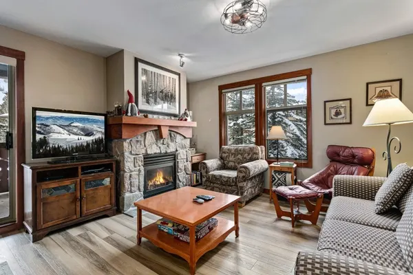 Photo 1 - 2201 - Two Bedroom Standard Eagle Springs East