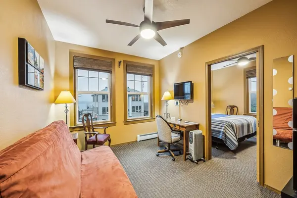 Photo 1 - Hotel Cathlamet Room 212  - King Suite