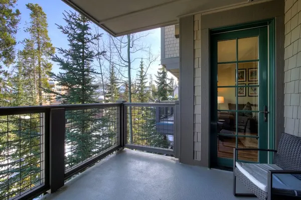 Photo 1 - Cozy Ski Chalet with Large Balcony