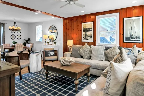 Photo 1 - Charming 3BR Home in Nantucket's Natural Beauty