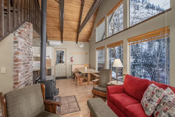 Photo 1 - Icicle Chalet