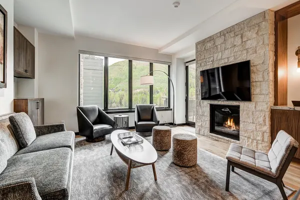 Photo 1 - Contemporary 2 BR Condo in the Heart of Lionshead Save 20% on 7+ Nights!
