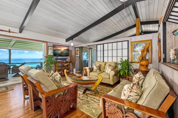 Photo 1 - Big Island Private Home Alii Drive 6596