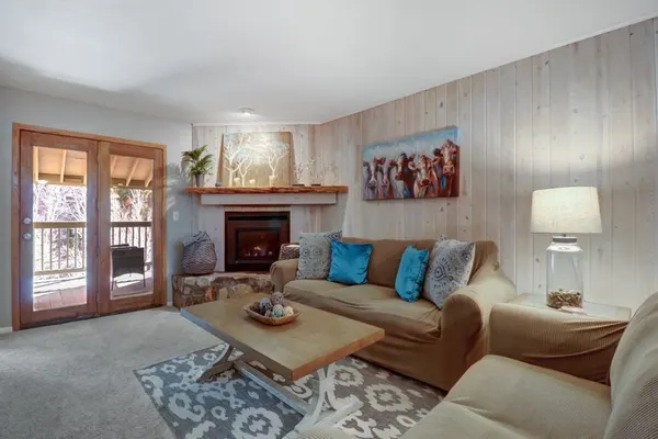 Photo 1 - 107 Woodbridge