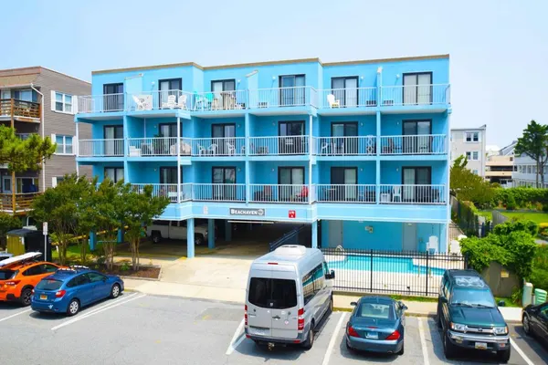 Photo 1 - Beachaven 305