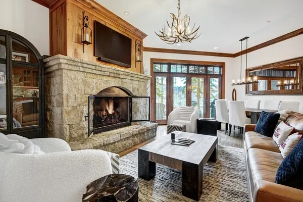Photo 1 - Ski-in Ski-out 1 Bdr+Den in exclusive Horizon Pass