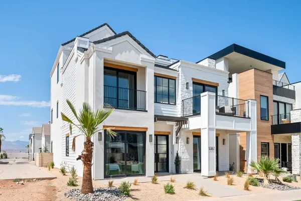 Photo 1 - Paradise Shores