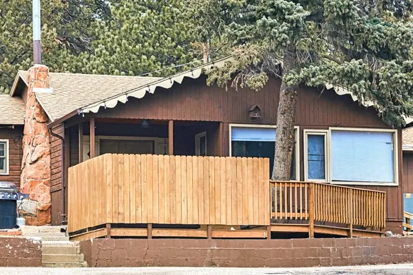 Photo 1 - Lazy R Cottages: 9