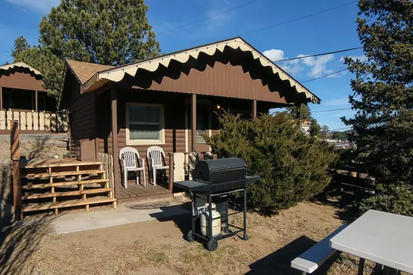 Photo 1 - Lazy R Cottages: 1