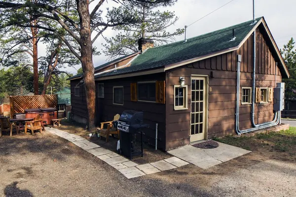 Photo 1 - Triple R Cottages: 8