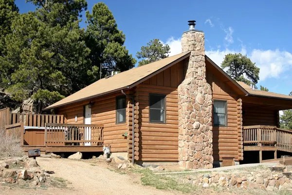 Photo 1 - Lazy R Cottages: 17