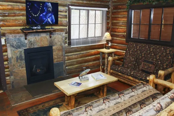 Photo 1 - Triple R Cottages: 1
