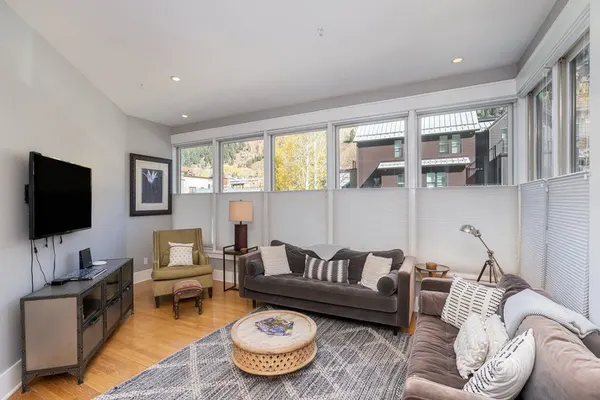 Photo 1 - East Side Hideaway