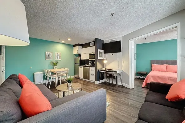 Photo 1 - Two bed condo in Parkway Palms Resort