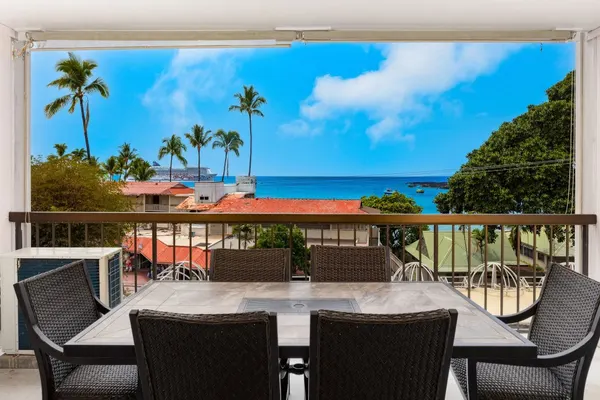 Photo 1 - Kona Plaza#302