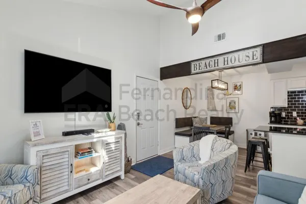 Photo 1 - 2585 Forest Ridge