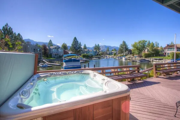 Photo 1 - TKH1226 - Emerald Lodge