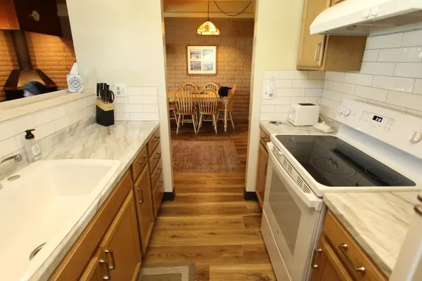 Photo 1 - TKC0604 - Betty Ann's Place