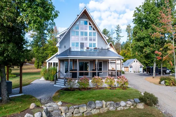 Photo 1 - ESTATE HOUSE LIMIT 12