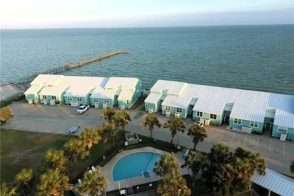 Photo 1 - Kontiki Bayfront 103