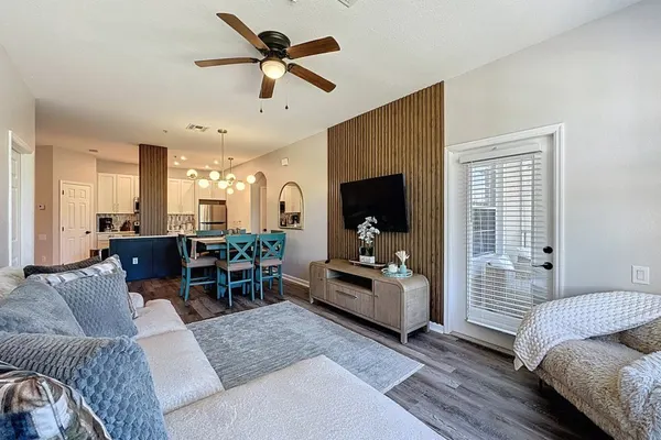 Photo 1 - Beautiful Three bed condo, Minutes from Disney