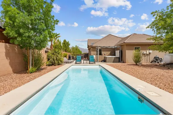 Photo 1 - Lakeside Oasis at Sand Hollow