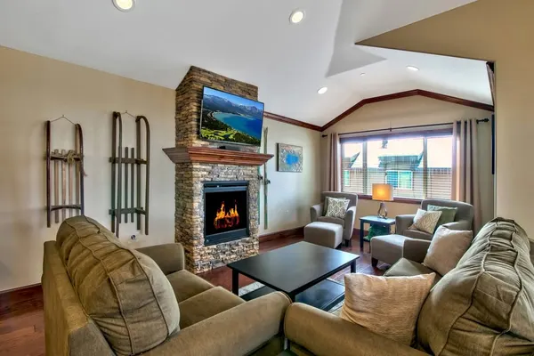 Photo 1 - Conifer Chalet