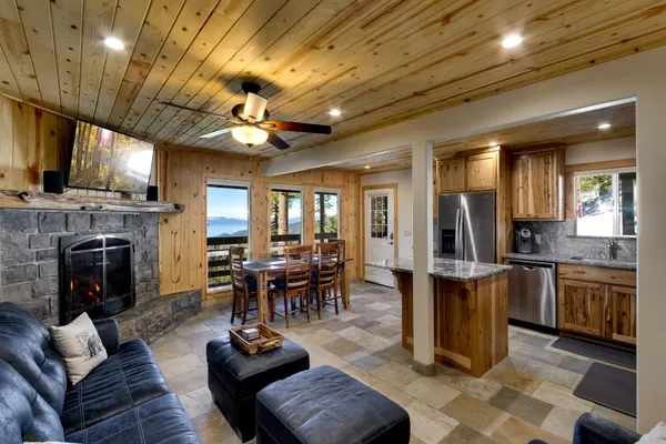 Photo 1 - Tall Pine Chalet