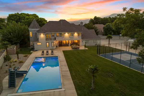 Photo 1 - The Country House