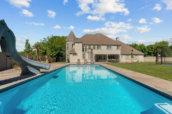 Photo 1 - The Country House
