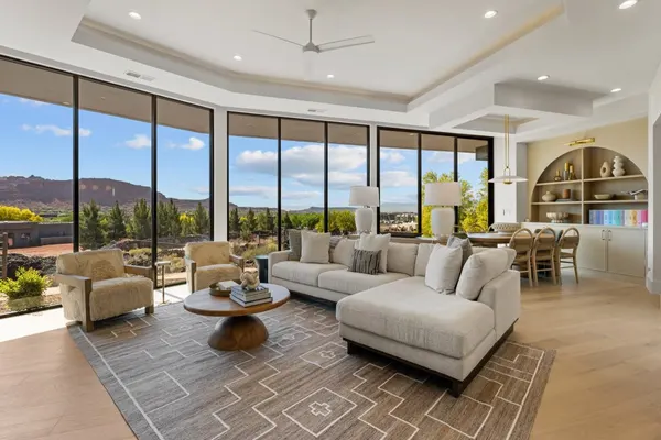 Photo 1 - Black Desert Retreat #28