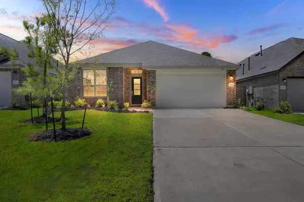Photo 1 - Spacious 3BR Retreat Near Lake Conroe