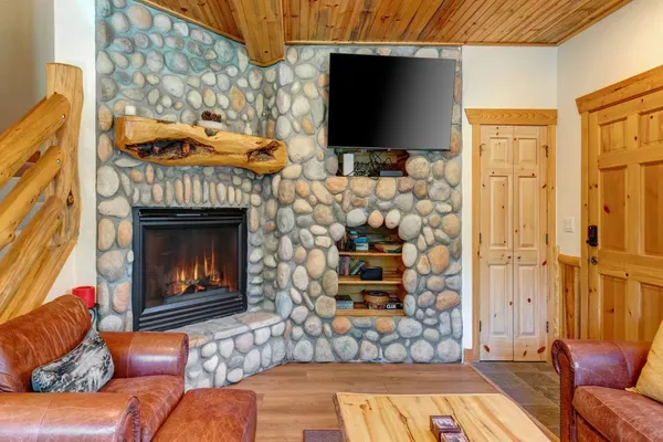 Photo 1 - Timber Wolf Lodge 7C