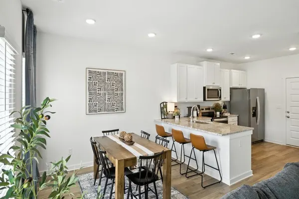 Photo 1 - Discovery Point Getaway