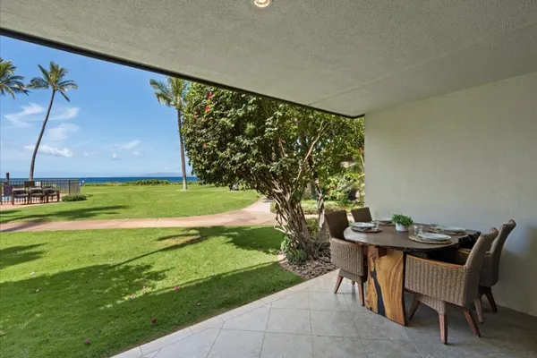 Photo 1 - Maalaea Surf C2