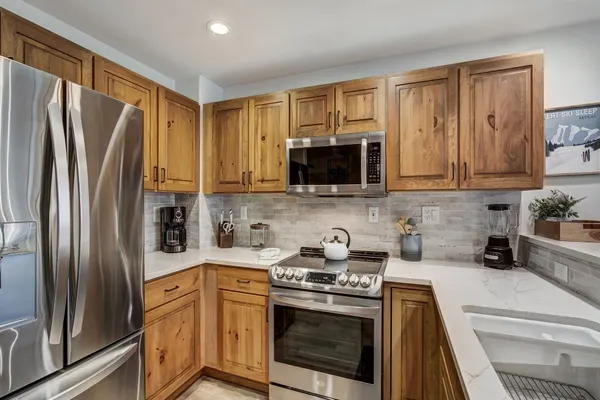 Photo 1 - Arrowhead Village | Premium 3 Bedroom Condominium