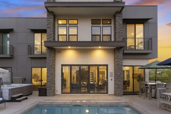 Photo 1 - Coral Rock Vista
