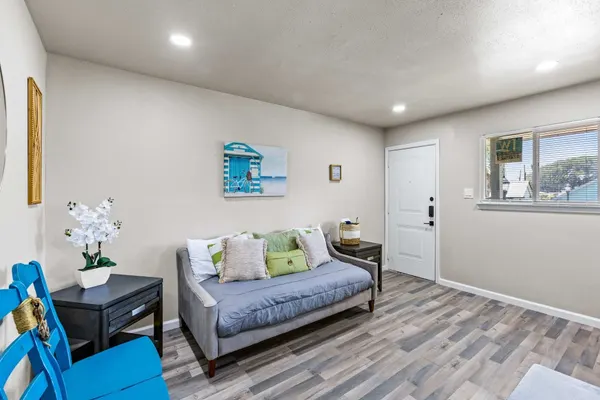Photo 1 - Sandy Shores Suite 6